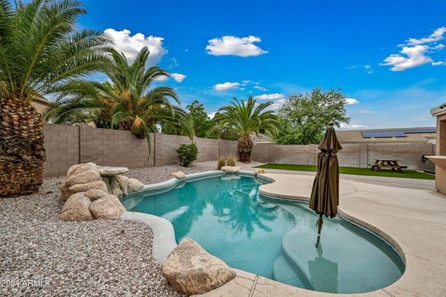 9208 W DEANNA Drive, Peoria, AZ 85382