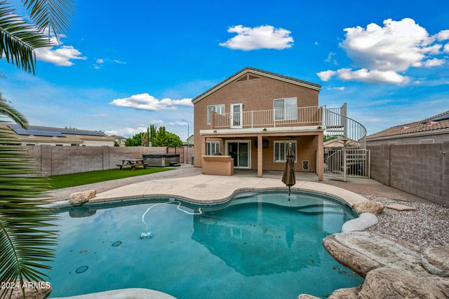 9208 W DEANNA Drive, Peoria, AZ 85382
