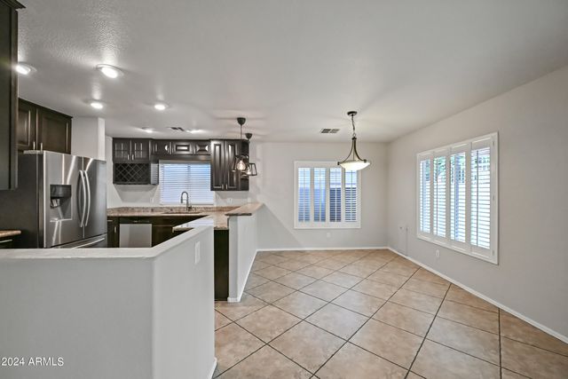 9208 W DEANNA Drive, Peoria, AZ 85382