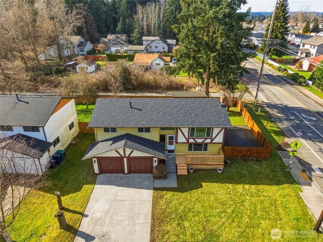 9926 59th Drive NE, Marysville, WA 98270
