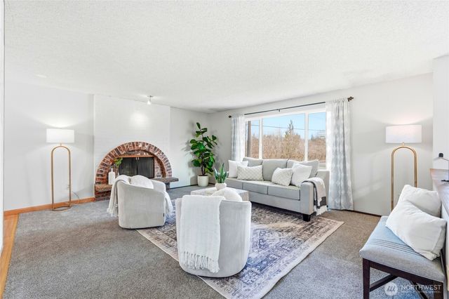 9926 59th Drive NE, Marysville, WA 98270