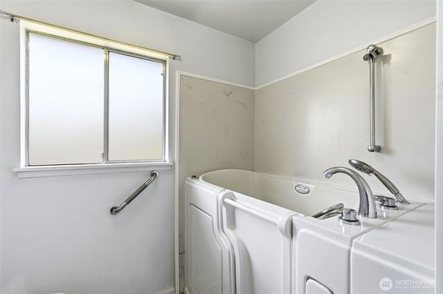 9926 59th Drive NE, Marysville, WA 98270