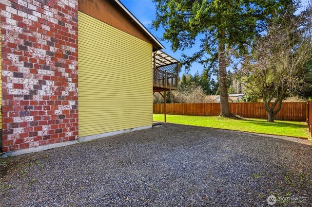 9926 59th Drive NE, Marysville, WA 98270