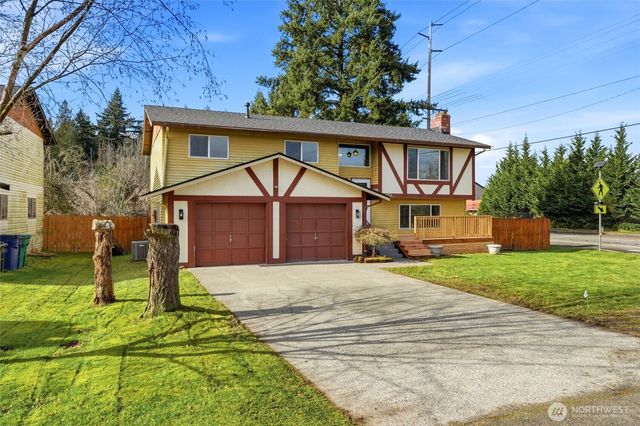 9926 59th Drive NE, Marysville, WA 98270