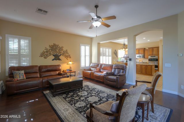 3022 N Summer Lane, Casa Grande, AZ 85122