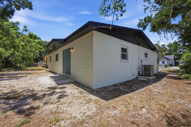 1350 15TH STREET, Sarasota, FL 34236