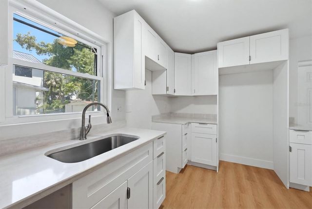1350 15TH STREET, Sarasota, FL 34236
