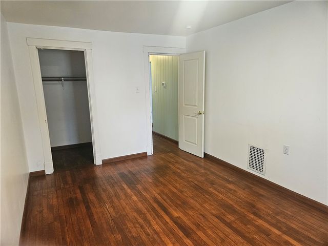 360 Edna, East Mckeesport, PA 15035