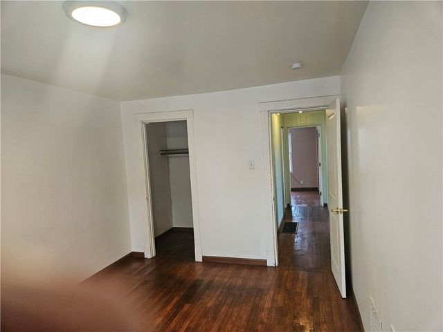 360 Edna, East Mckeesport, PA 15035