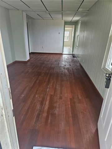 360 Edna, East Mckeesport, PA 15035