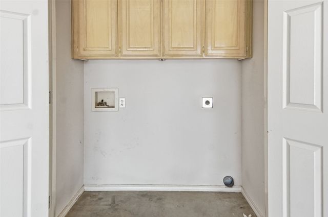 937 Heather Court, Weatherford, TX 76086