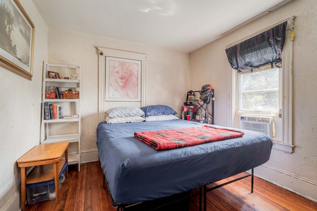 104 Lawrence, Framingham, MA 01702