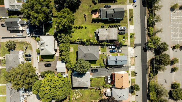 104 Lawrence, Framingham, MA 01702