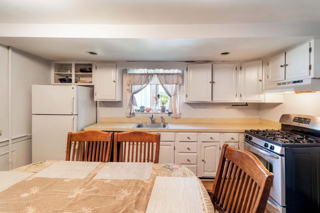 104 Lawrence, Framingham, MA 01702