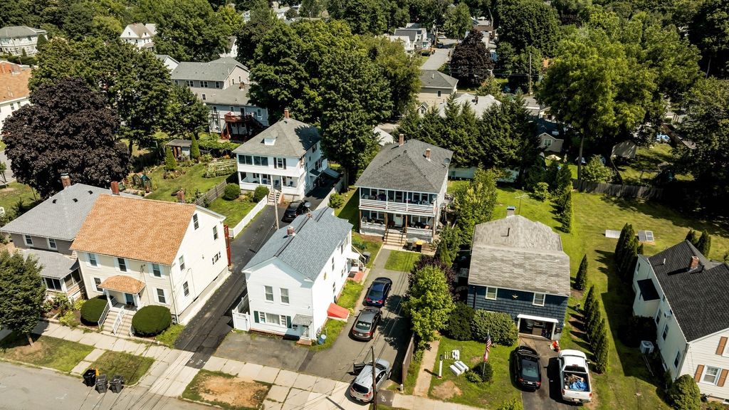 104 Lawrence, Framingham, MA 01702
