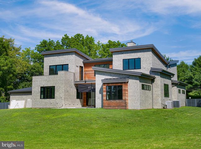 298 PAOLI PIKE, Malvern, PA 19355