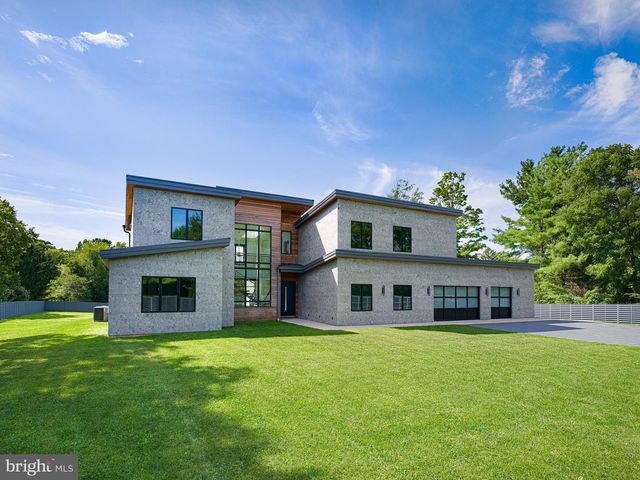 298 PAOLI PIKE, Malvern, PA 19355