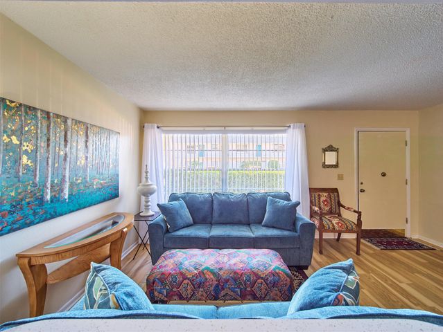 2929 SE Ocean Boulevard 121-2, Stuart, FL 34996