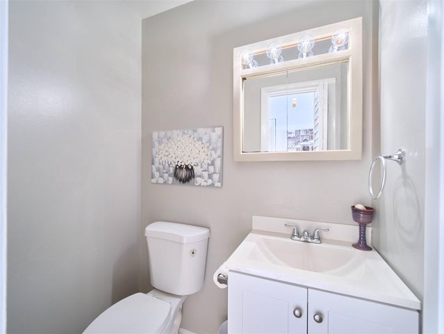 2929 SE Ocean Boulevard 121-2, Stuart, FL 34996