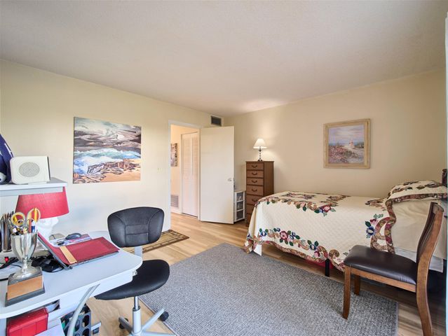 2929 SE Ocean Boulevard 121-2, Stuart, FL 34996