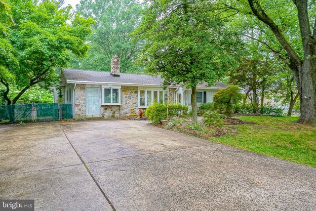 2313 BRANCH PIKE, Cinnaminson, NJ 08077