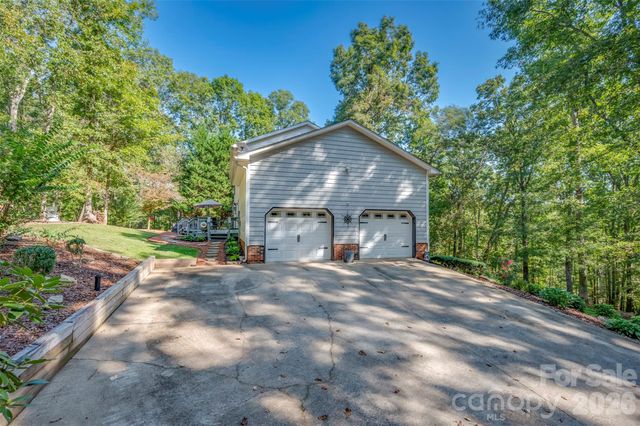 379 Moss Drive, Rutherfordton, NC 28139