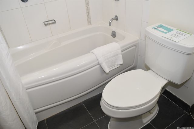 410 Atkinson Drive 2423, Honolulu, HI 96814