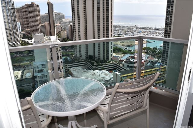 410 Atkinson Drive 2423, Honolulu, HI 96814