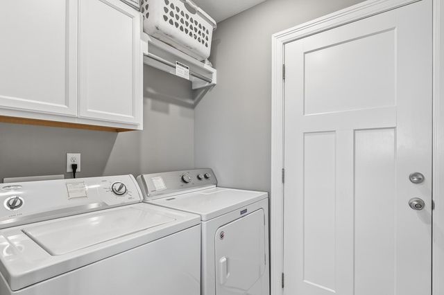 2409 E Summerwood Cir., Goddard, KS 67052