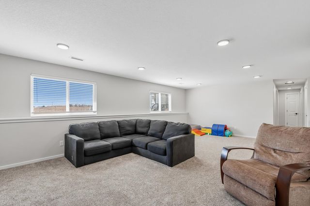 2409 E Summerwood Cir., Goddard, KS 67052