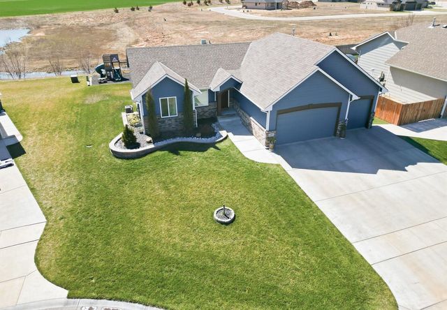 2409 E Summerwood Cir., Goddard, KS 67052