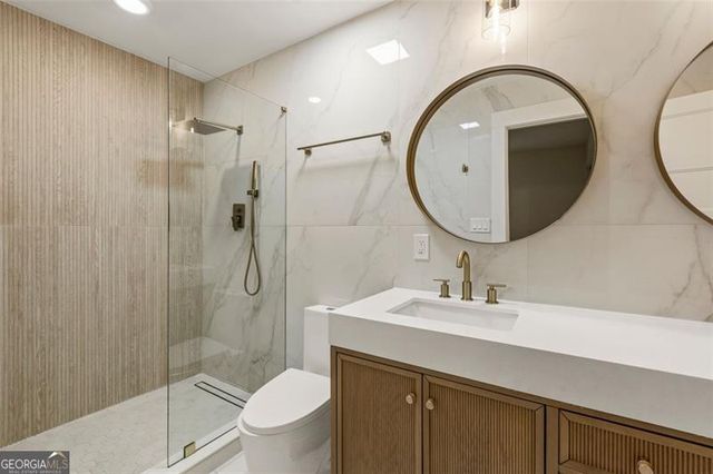 72 IVY Parkway, Atlanta, GA 30342