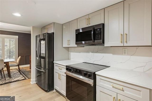 72 IVY Parkway, Atlanta, GA 30342