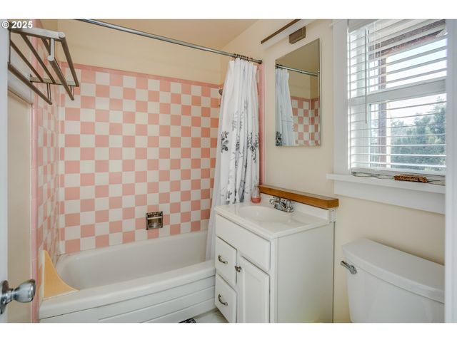 40 AVENUE U 61, Seaside, OR 97138