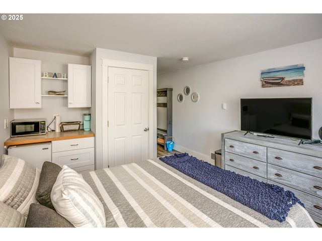 40 AVENUE U 61, Seaside, OR 97138