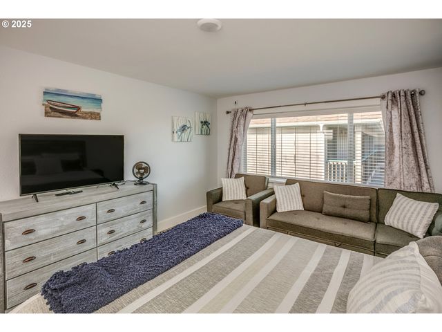 40 AVENUE U 61, Seaside, OR 97138