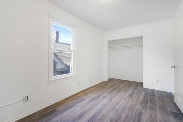 585 Sherburne Avenue, Saint Paul, MN 55103