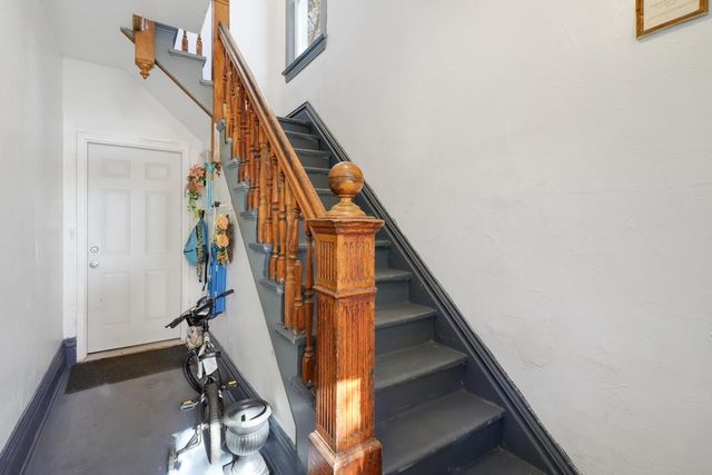 585 Sherburne Avenue, Saint Paul, MN 55103