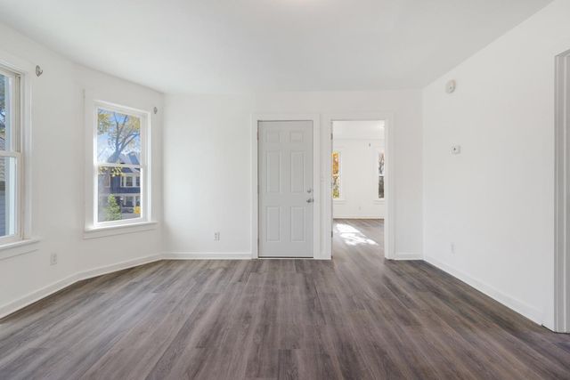 585 Sherburne Avenue, Saint Paul, MN 55103