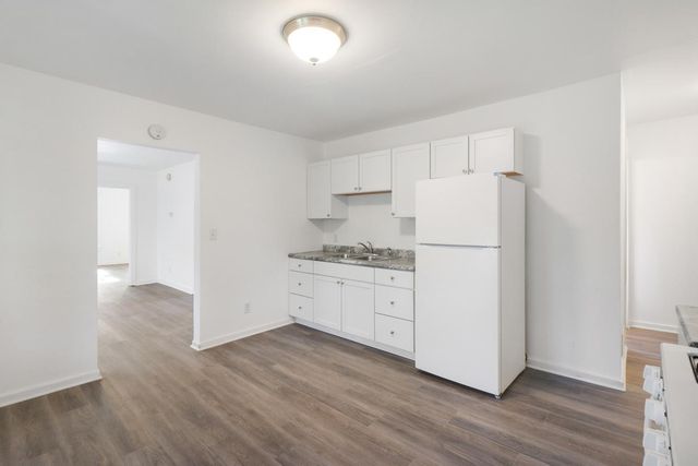 585 Sherburne Avenue, Saint Paul, MN 55103