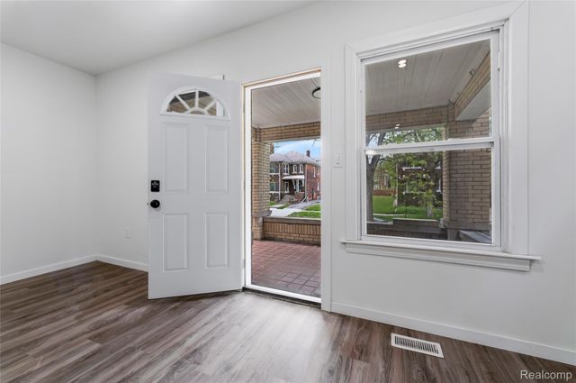 2509 Gladstone Street, Detroit, MI 48206