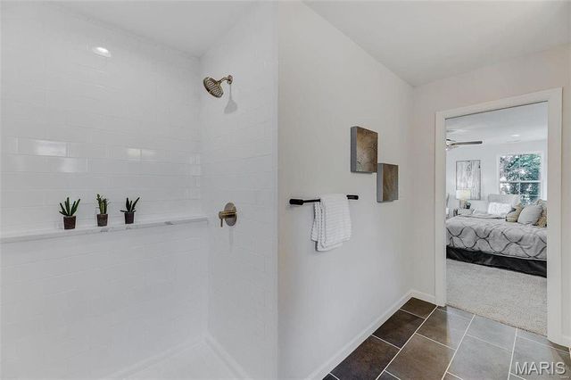 2515 Melvin Avenue, St Louis, MO 63144