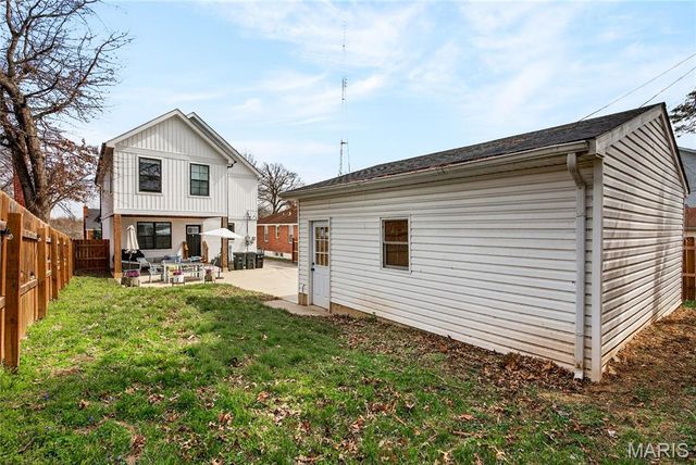 2515 Melvin Avenue, St Louis, MO 63144