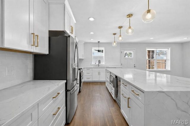 2515 Melvin Avenue, St Louis, MO 63144