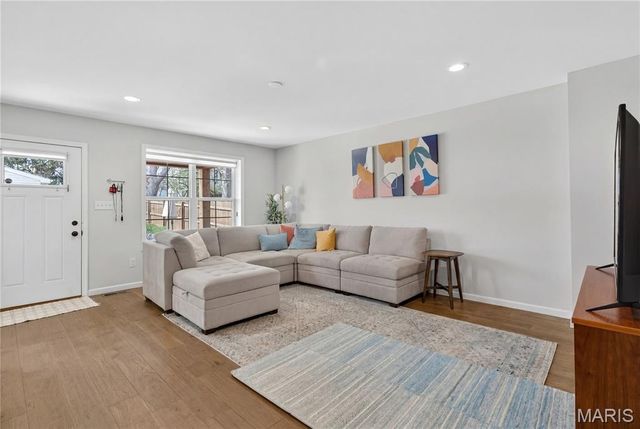 2515 Melvin Avenue, St Louis, MO 63144