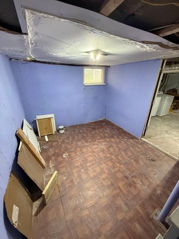 348 School 1, Watertown, MA 02472
