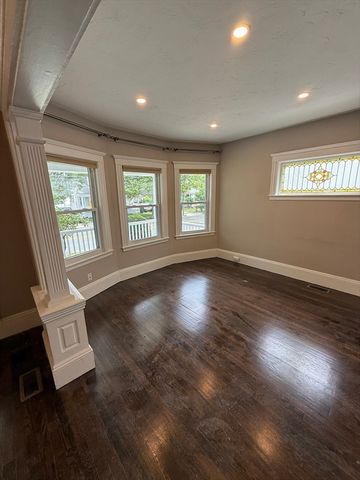348 School 1, Watertown, MA 02472