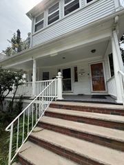 348 School 1, Watertown, MA 02472