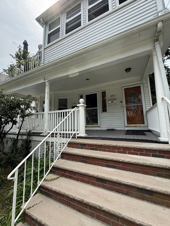 348 School 1, Watertown, MA 02472