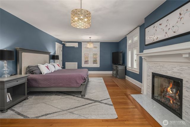 803 E Prospect Street, Seattle, WA 98102